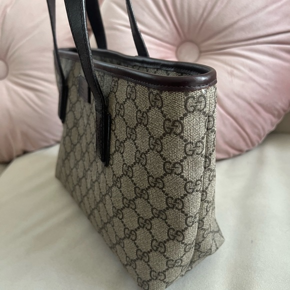 Gucci small GG Tote Bag - Picture 4 of 9